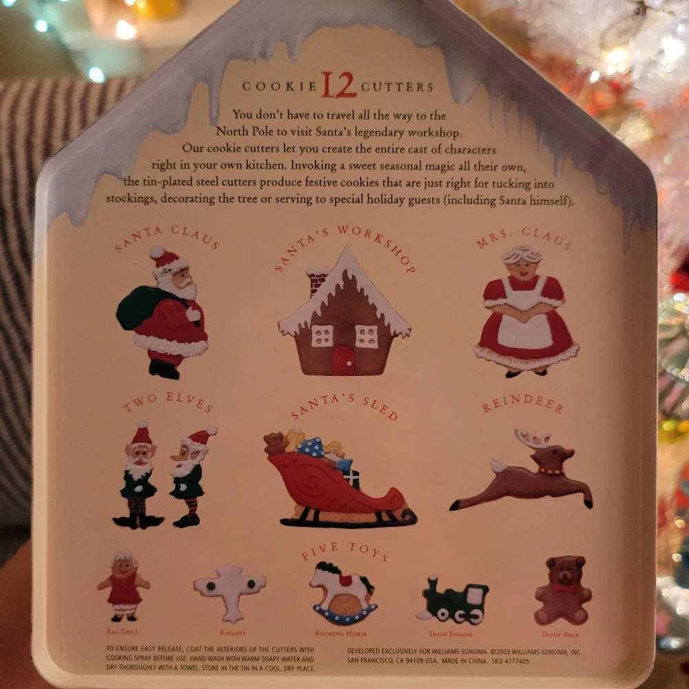 Williams Sonoma Santa's Cookie Workhsop Tin Cookie Cutter Set ~ Cute ~ Like New